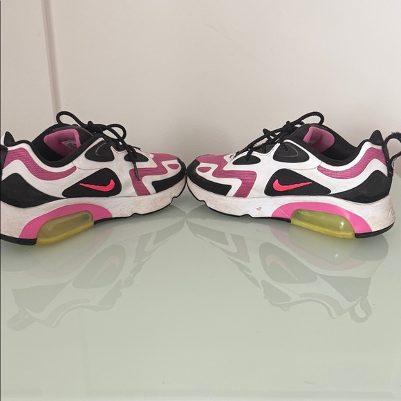 Nike Women’s Air Max 200 Pink ‘Have A Nike Day’ sneakers - Picture 6 of 9